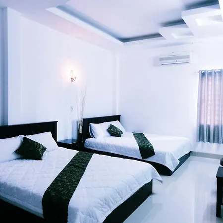 Phong Luu Hotel